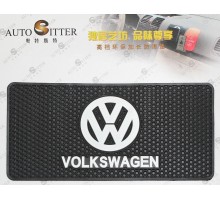 Коврик нескользящий д/панели BIG VW (25,5*13,5см)
